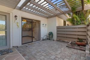 633 WOODLAWN DRIVE, BRADENTON, FL 34210 Sold 06/06/23