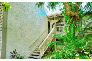 1633 BOATHOUSE CIRCLE, SARASOTA, FL 34231 - MLS#MFRA4565040