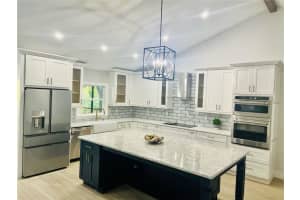 9916 CHALET CIRCLE, BRADENTON, FL 34211 Sold 02/02/24