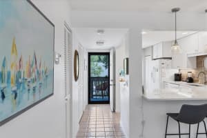 1622 Clower Creek Dr, Sarasota, FL 34231, Sold 05/01/23