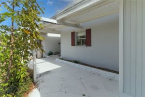 413 Whitfield Ave, Sarasota, FL 34243, Sold 05/05/23