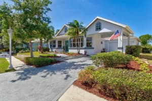 302 Americas Cup Blvd, Bradenton, FL 34208, Sold 05/17/23