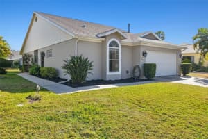 4208 Placid Dr, Sarasota, FL 34243, Sold 05/03/23