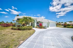 2220 E Village Cir, Venice, FL 34293, Sold 05/22/23