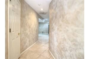 4900 Hidden Oaks Trail, Sarasota, FL 34232, Sold 05/10/23