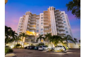 1660 SUMMERHOUSE LANE, SARASOTA, FL 34242 Sold 10/24/23