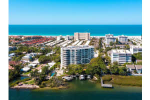 1660 SUMMERHOUSE LANE, SARASOTA, FL 34242 Sold 10/24/23