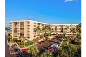 5855 MIDNIGHT PASS ROAD, SARASOTA, FL 34242 Sold 11/17/23