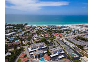 110 VISTA HERMOSA CIRCLE, SARASOTA, FL 34242 Sold 07/14/23