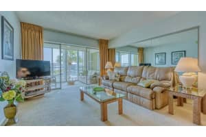 4350 Chatham Dr, Longboat Key, FL 34228, Sold 05/26/23