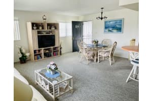 105 47TH AVENUE DRIVE, BRADENTON, FL 34207 Sold 11/09/23