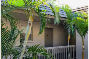 3360 S Osprey Ave, Sarasota, FL 34239, Sold 04/28/23