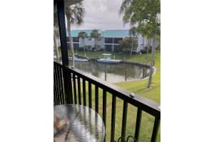 5685 Midnight Pass Rd, Siesta Key, FL 34242, Sold 05/03/23