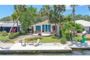 1358 MOONMIST DRIVE, SARASOTA, FL 34242 Sold 08/31/23