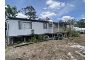 8000 BREEZE DRIVE, NORTH FORT MYERS, FL 33917 Sold 10/05/23