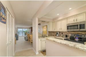 9011 MIDNIGHT PASS ROAD, SARASOTA, FL 34242 - MLS#MFRA4566083