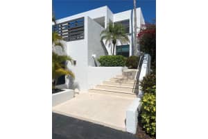 523 BAYPORT WAY, LONGBOAT KEY, FL 34228 Sold 08/07/23