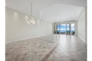 435 L AMBIANCE DRIVE, LONGBOAT KEY, FL 34228 Sold 02/15/24
