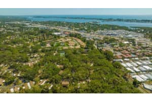 2208 CIRCLEWOOD DRIVE, SARASOTA, FL 34231 Sold 05/25/23