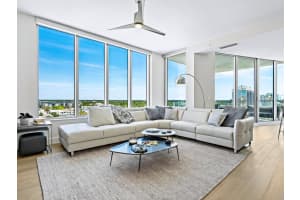 111 PINEAPPLE AVENUE, SARASOTA, FL 34236 Sold 09/08/23