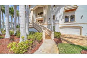 6129 Pasadena Point Blvd S, Gulfport, FL 33707, Sold 05/05/23