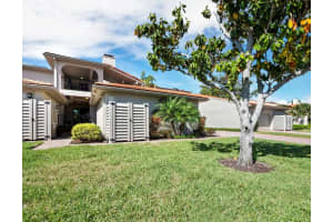 2115 Harbourside Drive 1004, Longboat Key, Florida 34228