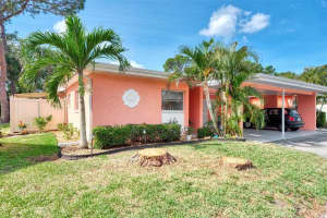 6288 Green View Cir, Sarasota, FL 34231, Sold 06/02/23