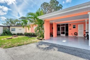 6288 Green View Cir, Sarasota, FL 34231, Sold 06/02/23