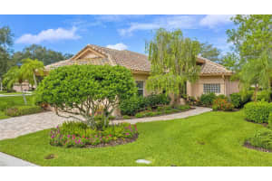 7198 DEL LAGO DRIVE, SARASOTA, FL 34238 Sold 10/30/23