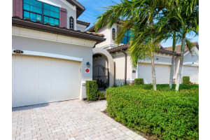 5814 WAKE FOREST RUN, BRADENTON, FL 34211 - MLS#MFRA4566764