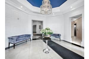 1350 MAIN STREET, SARASOTA, FL 34236 Sold 07/03/23