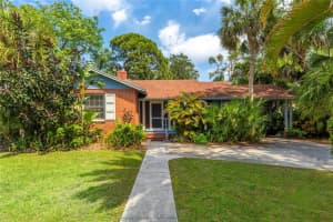 1827 MORRIS STREET, SARASOTA, FL 34239 Sold 06/30/23