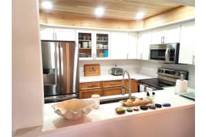 6305 MANATEE AVE W #6305, BRADENTON, FL 34209 Sold 09/21/23