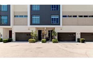 257 Cosmopolitan Ct, Sarasota, FL 34236, Sold 05/19/23