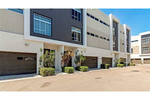 257 Cosmopolitan Ct, Sarasota, FL 34236, Sold 05/19/23