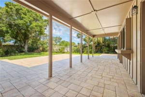 6116 WILLOW OAK CIRCLE, BRADENTON, FL 34209 Sold 05/12/23
