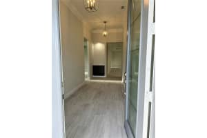 5233 WILLOW LAKE COURT, SARASOTA, FL 34233 Sold 08/08/23