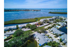 1273 EDGEWATER CIRCLE, BRADENTON, FL 34209 Sold 11/28/23