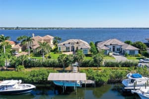 3707 HAWK ISLAND DRIVE, BRADENTON, FL 34208 Sold 12/28/23