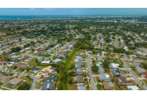 6827 ROXBURY DRIVE, SARASOTA, FL 34231 Sold 05/18/23