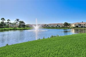 3800 PARKRIDGE CIRCLE, SARASOTA, FL 34243 Sold 08/09/23