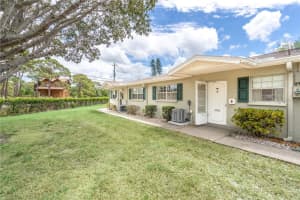 2513 GOLF COURSE DRIVE, SARASOTA, FL 34234 Sold 07/26/23