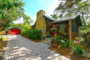 1647 CATALONIA LANE, SARASOTA, FL 34239 Sold 11/30/23