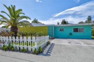 441 63RD STREET, HOLMES BEACH, FL 34217 Sold 06/26/23