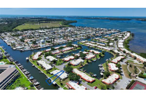 9515 VALENCIA COVE, BRADENTON, FL 34210 Sold 05/21/24