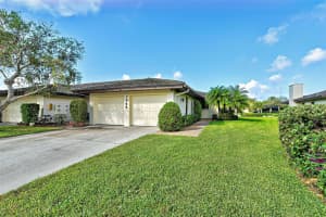 7344 Killarney Dr, Sarasota, FL 34238, Sold 05/05/23
