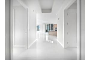 111 PINEAPPLE AVENUE, SARASOTA, FL 34236 Sold 08/14/23