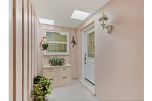 3304 DARTMOUTH LANE, SARASOTA, FL 34239 Sold 06/26/23
