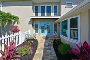 7535 WESTMORELAND DRIVE, SARASOTA, FL 34243 Sold 05/21/24