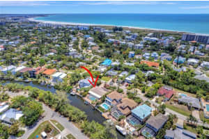 208 ISLAND CIRCLE, SARASOTA, FL 34242 Sold 07/12/23